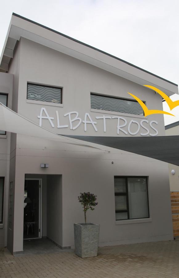 לאנגבאן Albatross Guesthouse מראה חיצוני תמונה